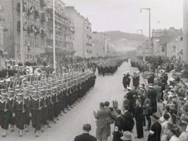 Gdynia, ul. 10 Lutego (Rapsodia Bałtyku)