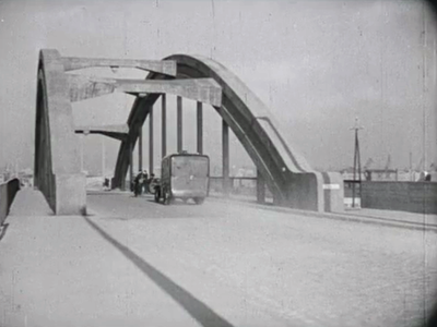 Gdynia, ul. Wendy (Kobiety nad przepaścią)