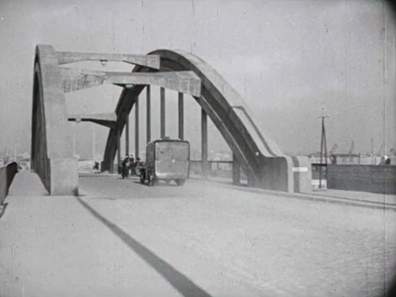 Gdynia, ul. Wendy (Kobiety nad przepaścią)