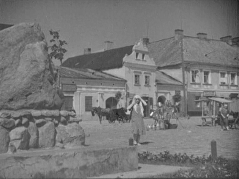 Łowicz, Rynek Główny (Paweł i Gaweł)