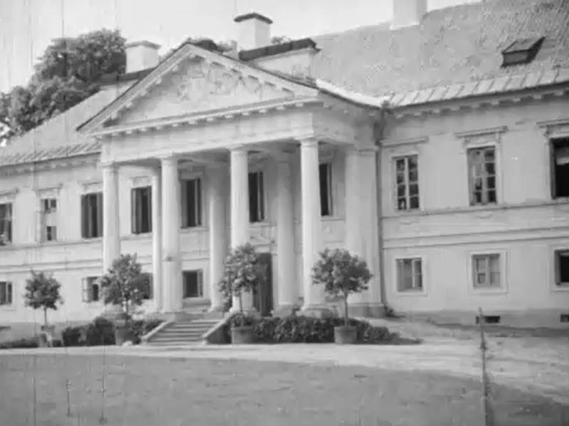 Mała Wieś (Ada! to nie wypada!)