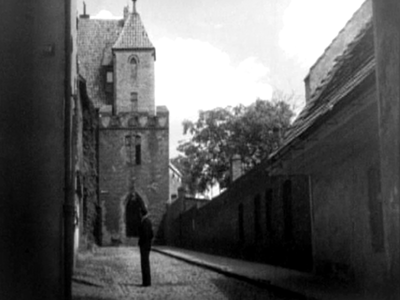 Toruń, ul. Podmurna (Ludzie Wisły)