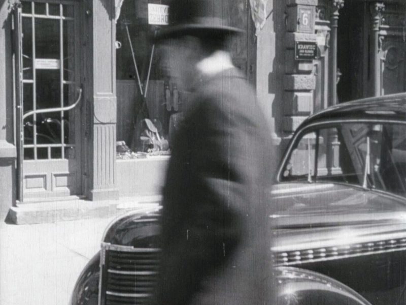 Warszawa, ul. Bracka 6 (Sportowiec mimo woli)