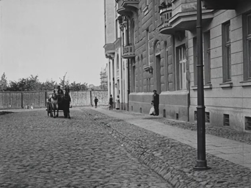 Warszawa, ul. Flory (Bestia)