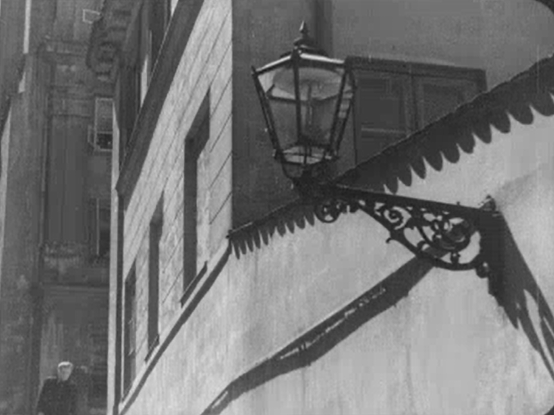 Warszawa, ul. Celna, schody (Za zasłoną)