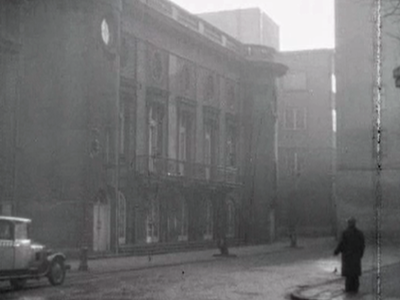 Warszawa, ul. Karasia 2 (Jego wielka miłość)