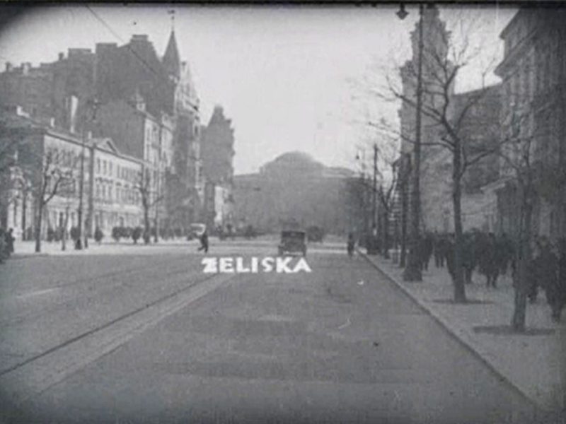 Warszawa, ul. Krakowskie Przedmieście (Jego ekscelencja subiekt)