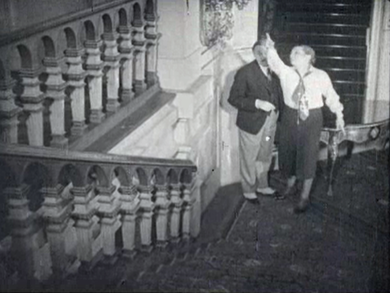 Warszawa, ul. Marszałkowska 150, klatka schodowa Domu Mody Hersego (Jego ekscelencja subiekt)