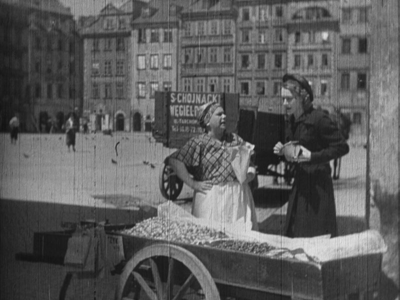 Warszawa, Rynek Starego Miasta (Fredek uszczęśliwia świat)