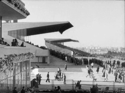 Warszawa, Służewiec, tor wyścigów konnych (Ja tu rządzę)