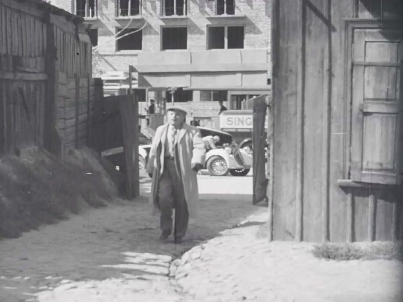 Warszawa, ul. Wolska 85 (Dziewczyna szuka miłości)