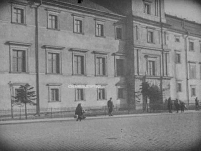 Warszawa, pl. Zamkowy (Jego ekscelencja subiekt)