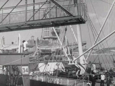 Gdynia, ul. Polska 2, Kapitanat (Rapsodia Bałtyku)