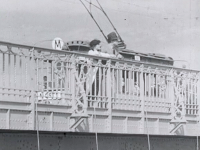 Warszawa, most Poniatowskiego (Kochaj tylko mnie)