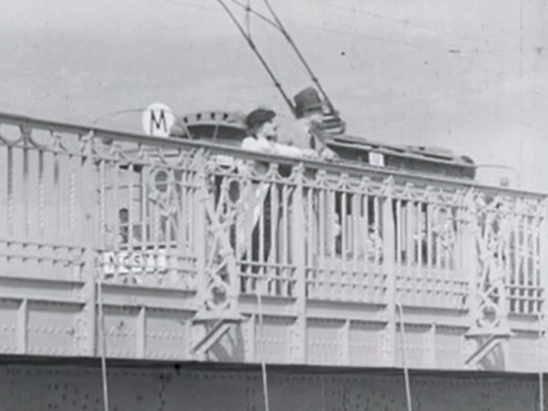 Warszawa, most Poniatowskiego (Kochaj tylko mnie)