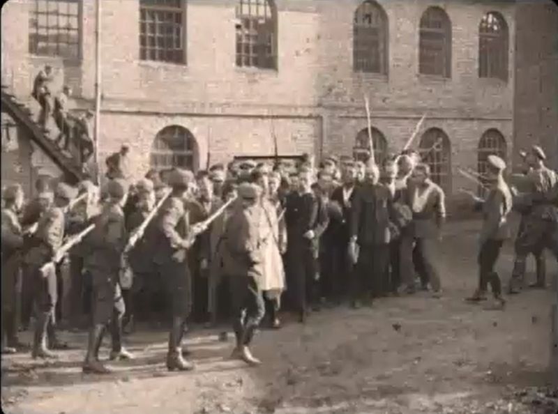 Białystok, fabryka Całko Nowika (Mogiła nieznanego żołnierza)
