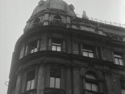 Warszawa, ul. Sienkiewicza 12/14 (Niebezpieczny romans)