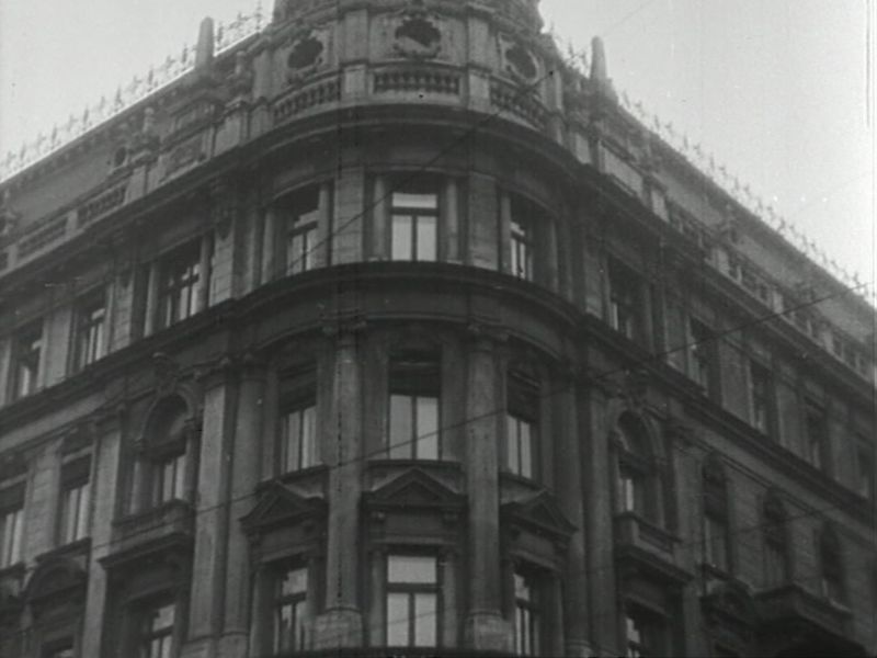 Warszawa, ul. Sienkiewicza 12/14 (Niebezpieczny romans)