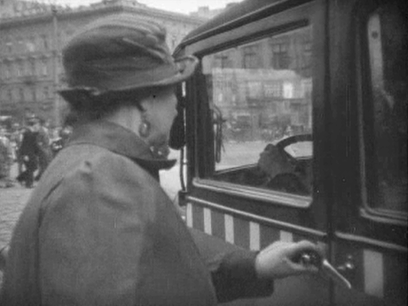 Warszawa, Al. Jerozolimskie 33, róg Marszałkowskiej 98 (10% dla mnie)