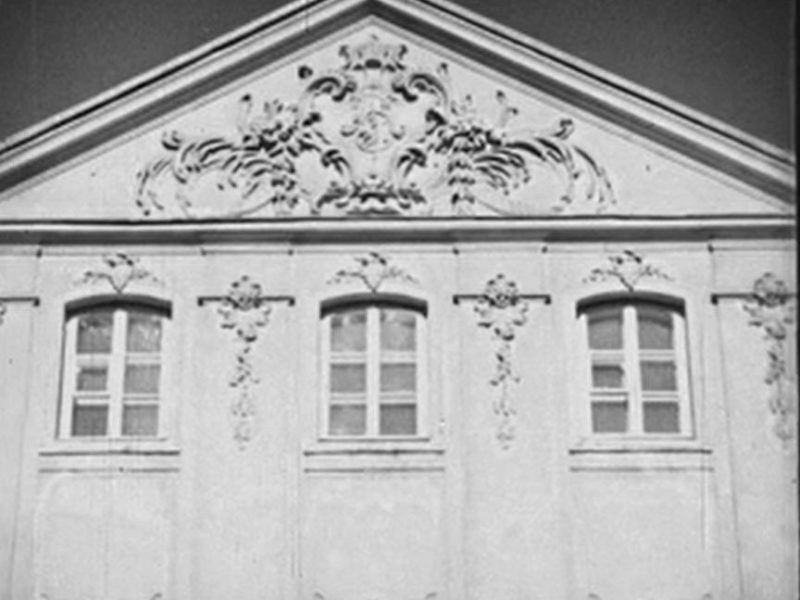 Leszno, pałac Łuszczewskich (Każdemu wolno kochać)