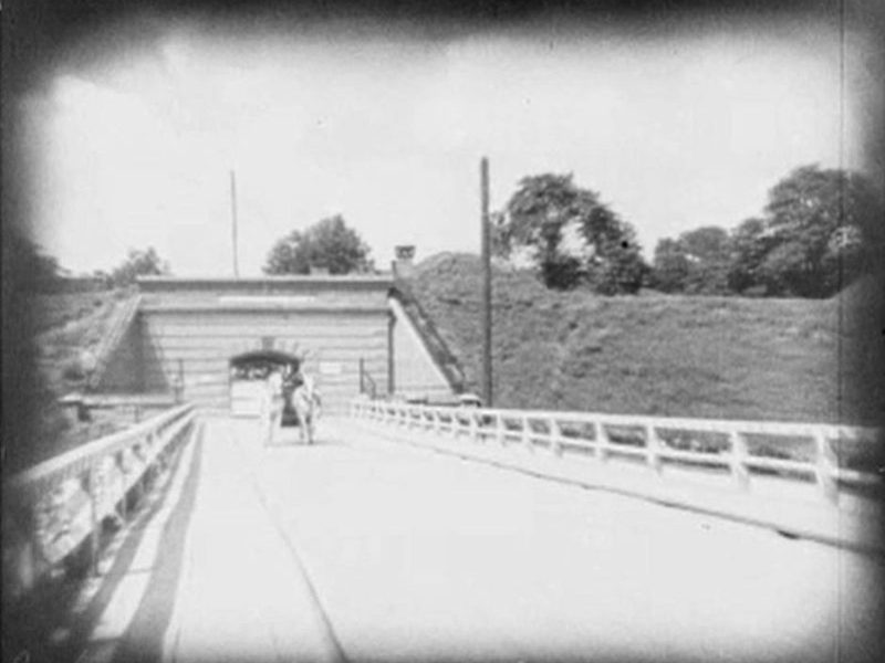 Warszawa, Cytadela, Brama Nowomiejska (Córka generała Pankratowa)