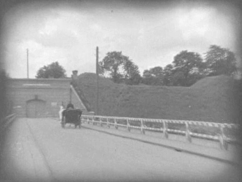 Warszawa, Cytadela, Brama Nowomiejska (Córka generała Pankratowa)