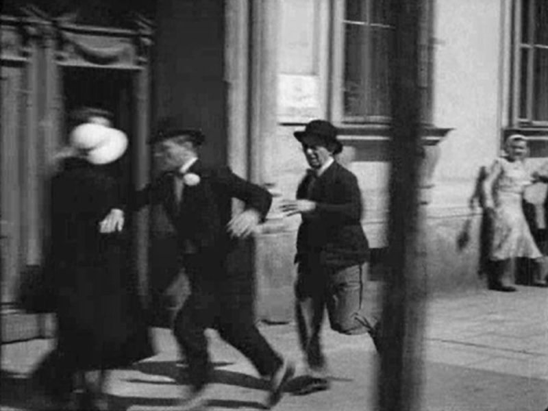Warszawa, ul. Hoża (Romeo i Julcia)