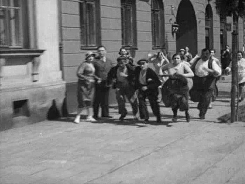 Warszawa, ul. Hoża (Romeo i Julcia)