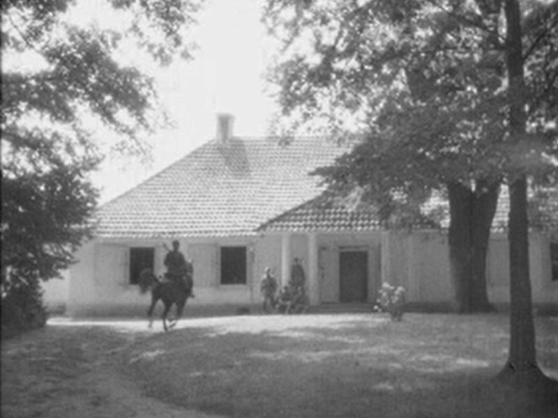 Lasomin, Dwór (Śluby ułańskie)