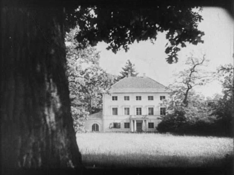 Warszawa, ul. Nowoursynowska 84, Natolin (Serce matki)