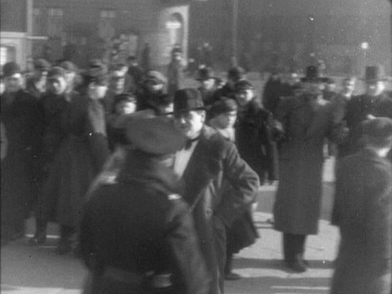 Warszawa, pl. Politechniki (Piętro wyżej)