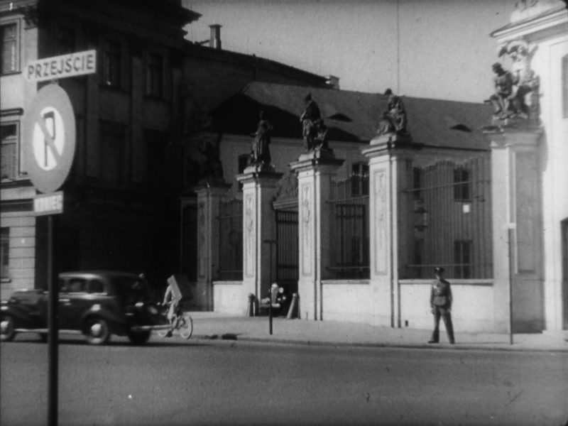 Warszawa, Pl. Piłsudskiego, pałac Bruhla (Áll a bál)