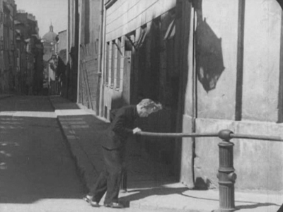 Warszawa, ul. Brzozowa 6/8 (Za zasłoną)