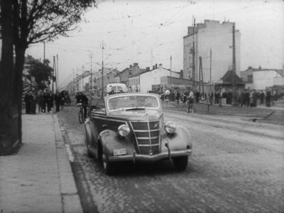 Warszawa, ul. Grójecka (Áll a bál)