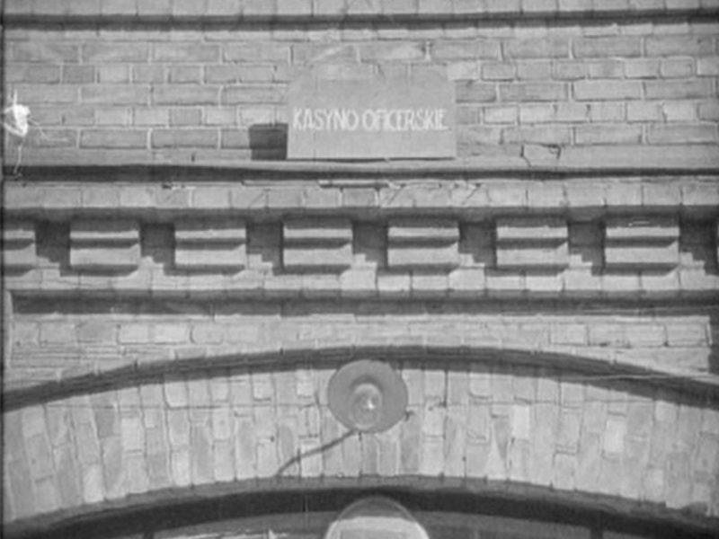 Mińsk Mazowiecki, ul. Warszawska 267, koszary, budynek dowództwa (Śluby ułańskie)