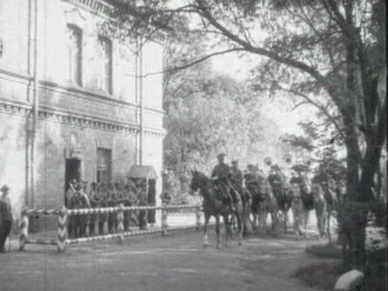 Mińsk Mazowiecki, ul. Warszawska 267, koszary, wartownia (Śluby ułańskie)