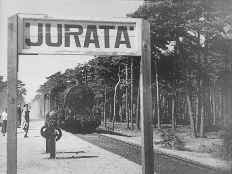 Jurata, stacja kolejowa (Moi rodzice rozwodzą się)