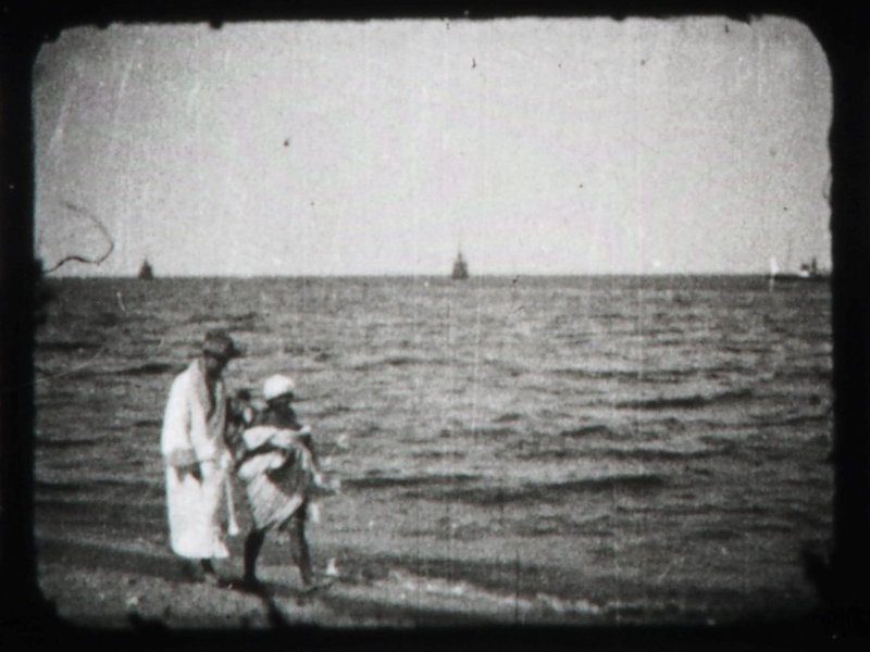 [film amatorski zarejestrowany aparatem Oko Kazimierza Prószyńskiego]
