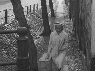 Warszawa, ul. Mariensztat 2/4 (Strachy)