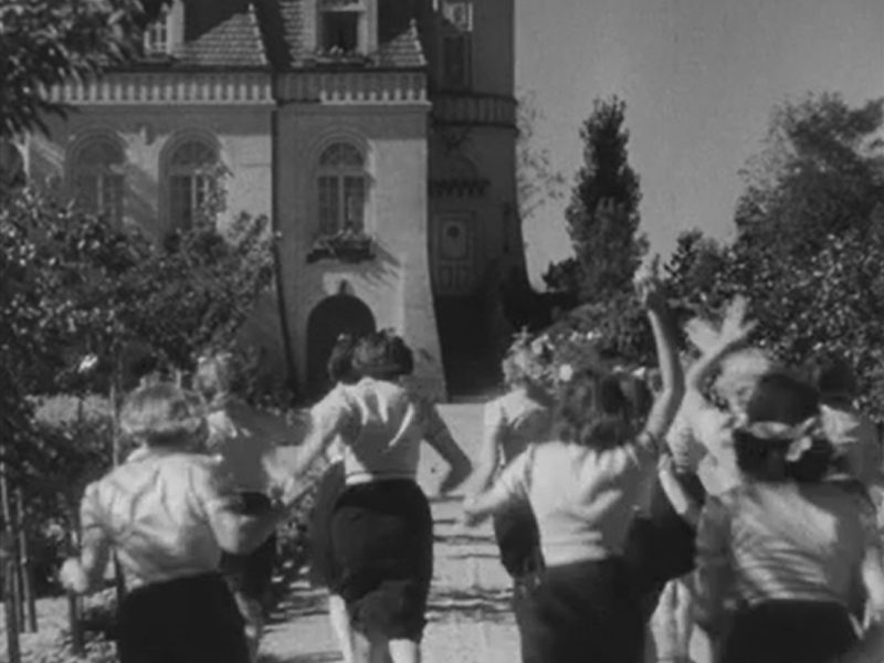 Józefów, ul. Nadwiślańska 98 (Zapomniana melodia)