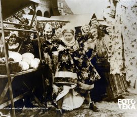 Irena Skwierczyńska, Mieczysława Ćwiklińska, Helena Zarembina, Henryk Rzętkowski Leopold Morozowicz / źródło: FOTOTEKA